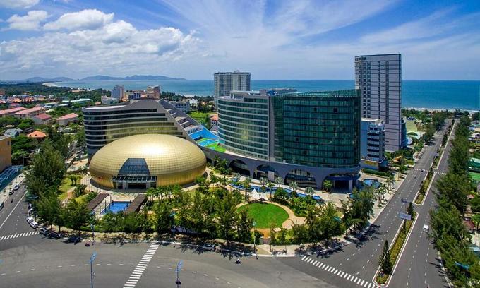 Two Vietnam hotels win kudos at International Travel Awards