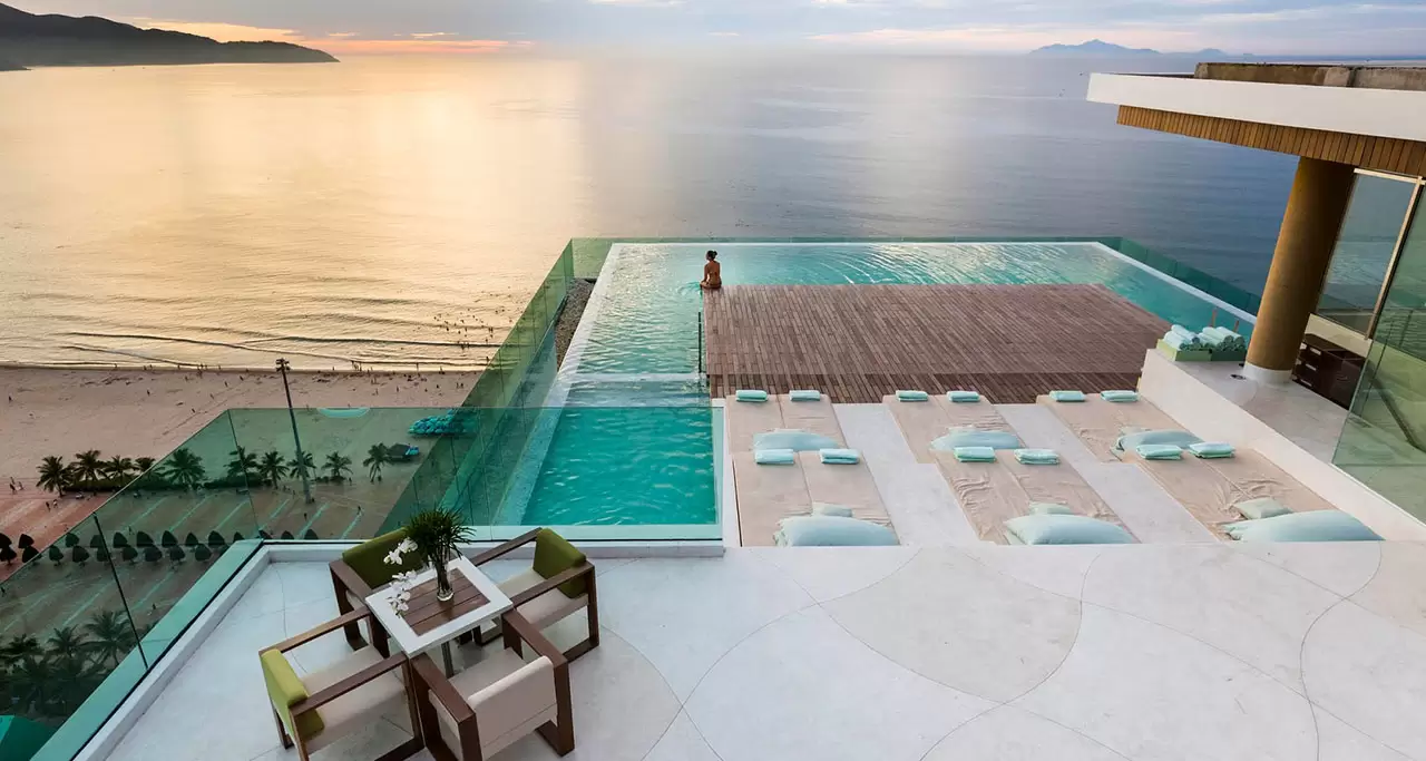 À La Carte Danang Beach