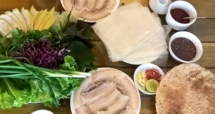 Banh trang cuon thit heo