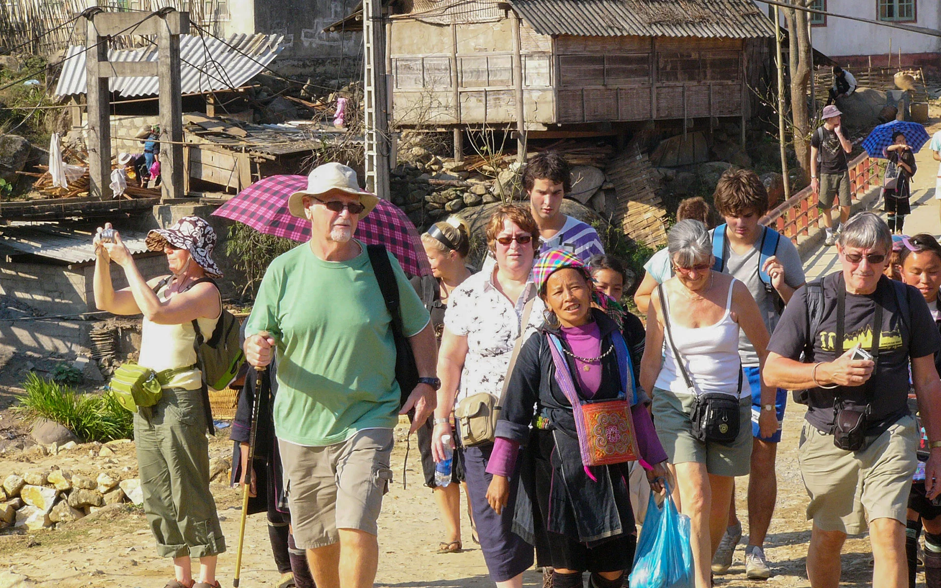 when is the best time to go trekking in Sapa?