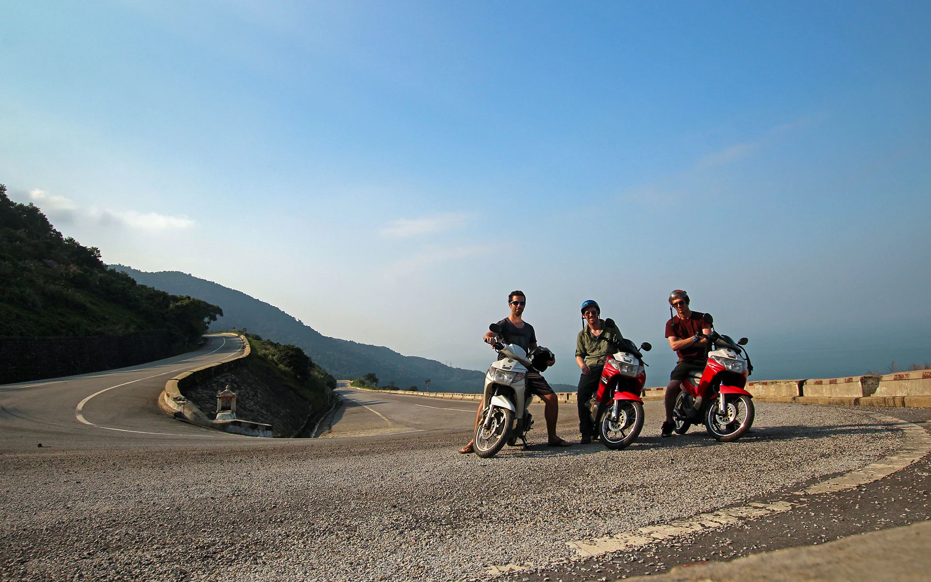 Drive from Hanoi to Hoi An by Motorbike