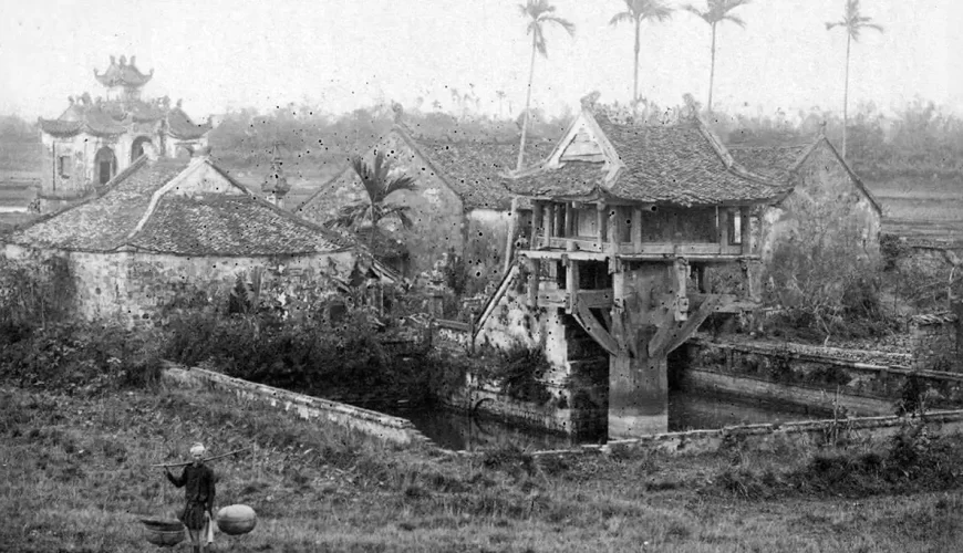 old image of One Pillar Pagoda