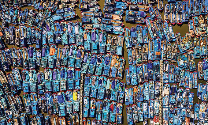 'Matrix of boats' in central Vietnam wins int'l photo contest