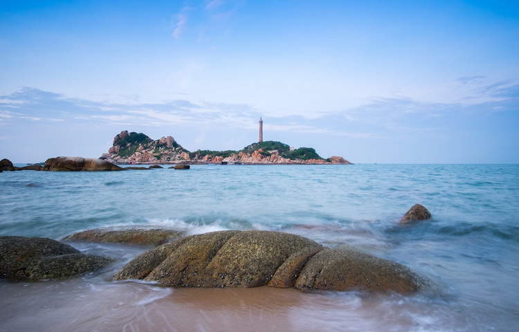 Vietnam Tour With Beach Relaxation – 12 Days